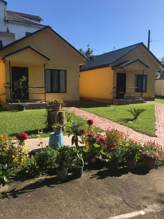 Senima's paradise room 1